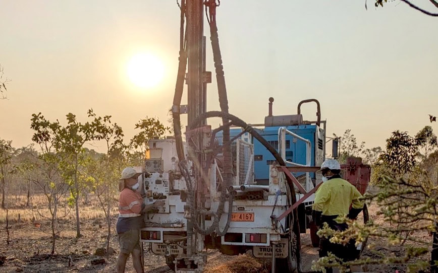 Cover Image for Alligator Energy hits major uranium find at Big Lake in SA’s Lake Eyre Basin