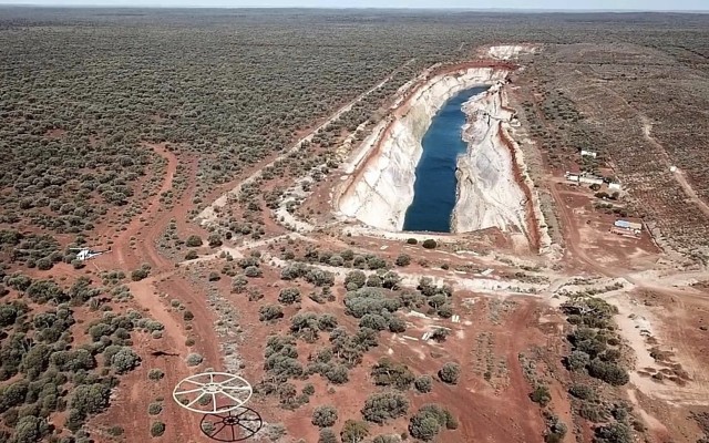 Cover Image for Aurenne scoops up Alt Resources’ shares on-market at discount to off-market takeover offer