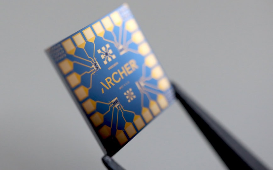 Cover Image for Archer Materials moves closer to scaled manufacture of 12CQ chip with new proof-of-concept devices