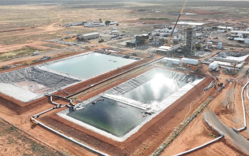 Cover Image for Boss Energy targets growth opportunities with successful drilling at Honeymoon satellite deposits