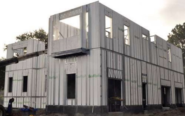 Cover Image for ClearVue signs US agreement for manufacturing and distribution of PV insulated glass unit panels