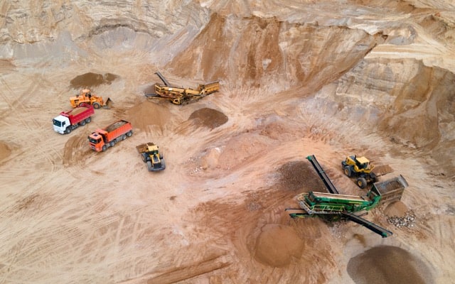 Cover Image for Australia’s big banks eyeing investments in critical minerals