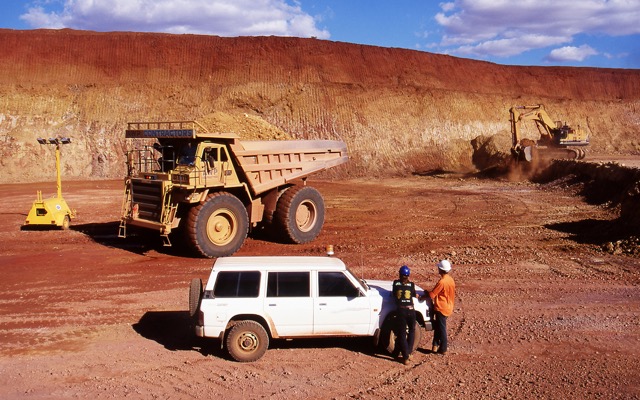 Cover Image for Debt warning for small resource stocks as a rate squeeze worsens