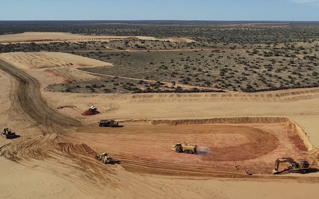 Cover Image for New $658m uranium major emerges as Deep Yellow ties the knot with Vimy Resources