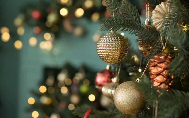 Cover Image for A few ETF baubles to dress the Christmas tree
