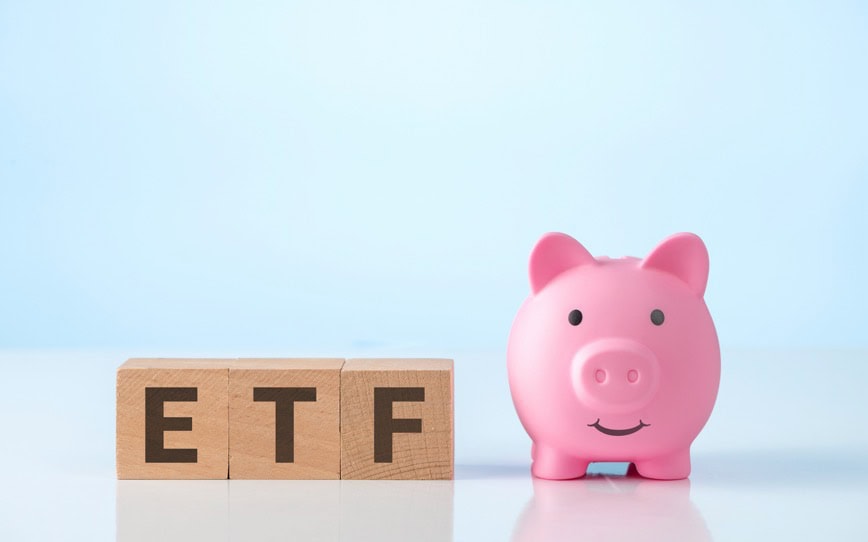 Cover Image for ETFs surge as passive investment overtakes active management in Australia