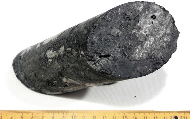 Cover Image for European Cobalt reports visible mineralisation in diamond drill hole at Joremeny