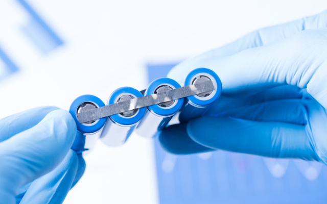 Cover Image for First Graphene expands collaboration with University of Manchester to develop materials for energy storage sector