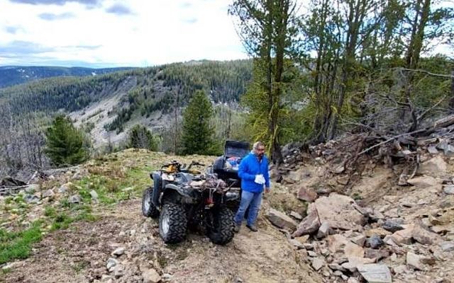 Cover Image for Hawkstone Mining picks up another gold project in US as it continues diversification into the precious metal