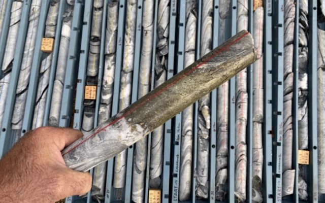 Cover Image for Helix Resources unearths copper sulphides in second hole at Canbelego