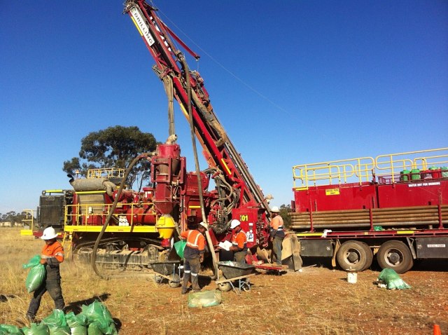 Cover Image for Helix Resources uncovers high grade cobalt at Collerina