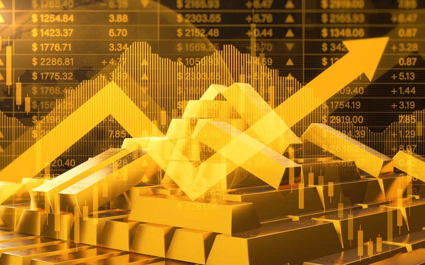Cover Image for Investment leaders predict gold price to soar in 2025