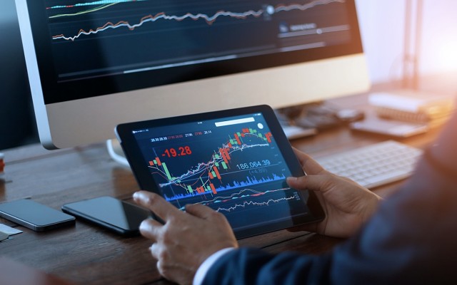 Cover Image for Iress set to acquire OneVue, Goldman Sachs to advise on $150 million placement