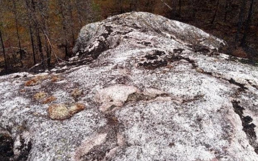 Cover Image for James Bay Minerals discovers second pegmatite field at Aero Property