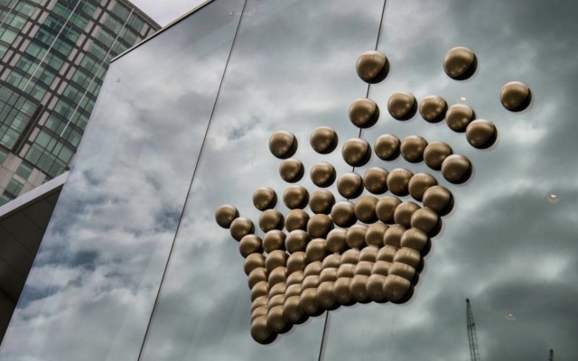Cover Image for $8 billion opportunity knocks at Crown Resorts