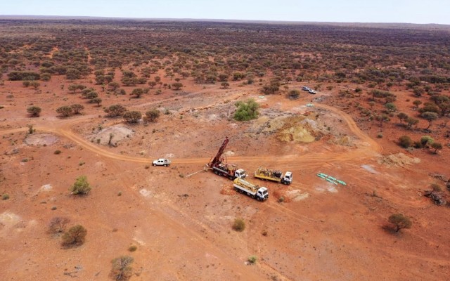 Cover Image for Metalicity reports high-grade gold at Kookynie, scoops up more ground nearby