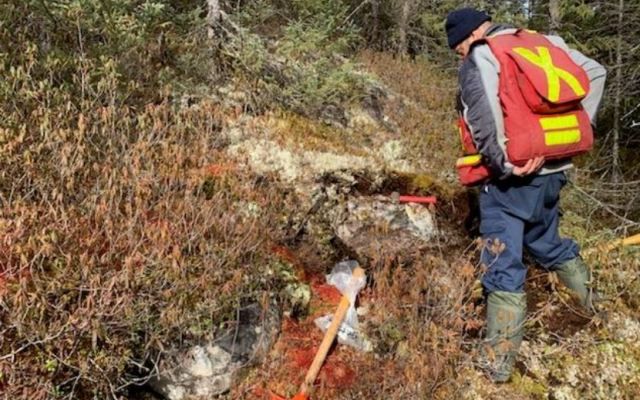 Cover Image for Metals Australia uncovers gold in rock chips at Eade, plans next exploration phase