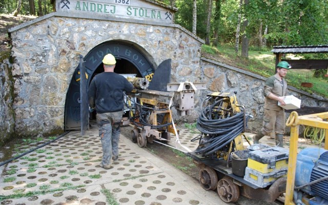 Cover Image for MetalsTech reports excellent gold recovery rates at Slovakia mine