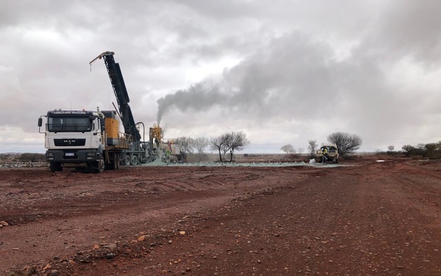 Cover Image for Musgrave Minerals uncovers bonanza intercept at Starlight gold discovery
