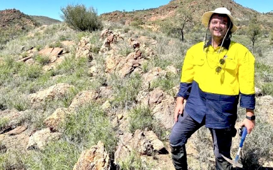Cover Image for New Frontier Minerals expands Harts Range project with new rare earth drill targets