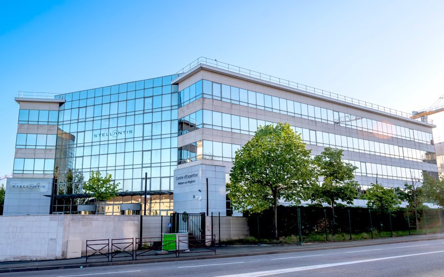 Cover Image for Novonix signs offtake deal with Stellantis for high-performance synthetic graphite
