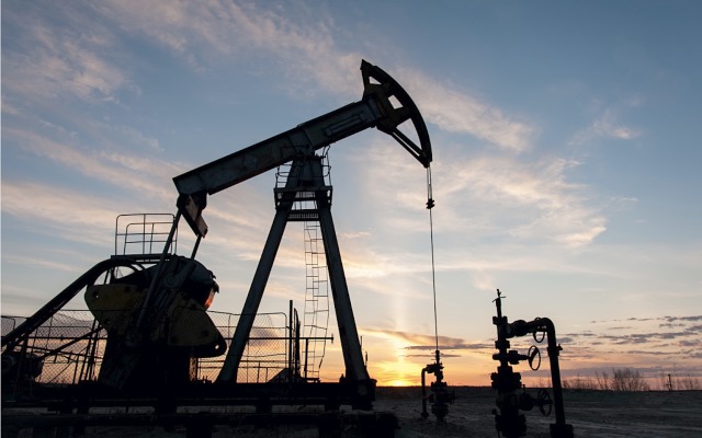 Cover Image for Value gap opens as oil price recovers but stocks stay down