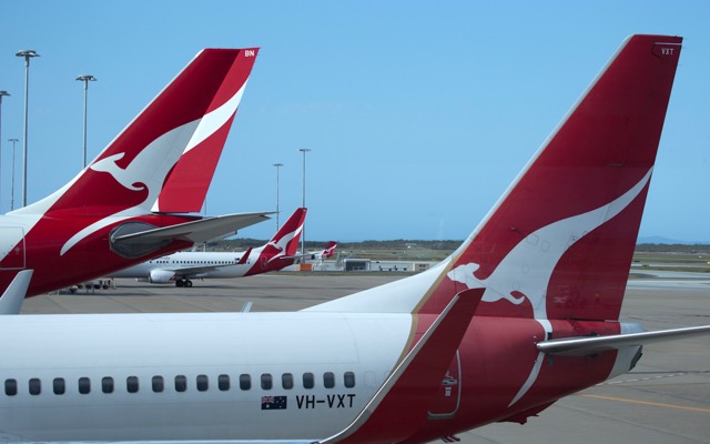 Cover Image for Qantas workers threaten strike, Chalice Mining breakthrough at Julimar and Incitec appoints CFO for fertiliser business