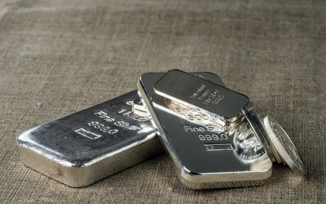 Cover Image for Silver to have bonanza 2022 after record demand last year