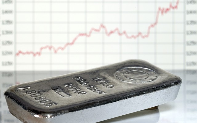 Cover Image for Australian silver stocks soar after Reddit crowd turns attention to squeezing metal supply