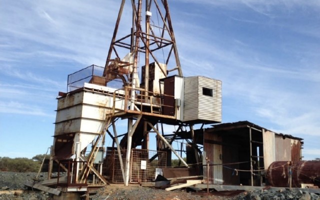 Cover Image for TNT Mines locks in two historic WA gold projects with drill-ready targets, nearby mills for processing
