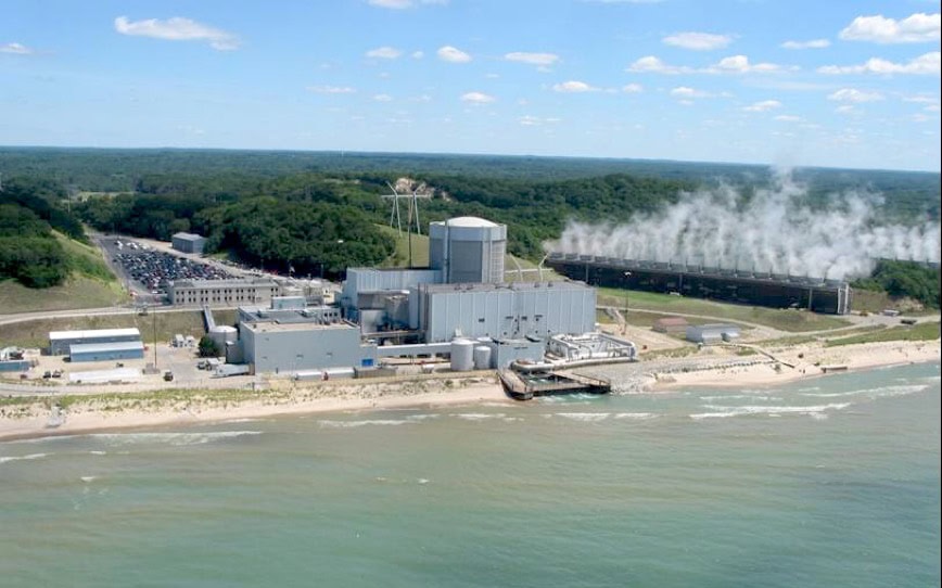 Cover Image for Trump administration moves to accelerate US nuclear energy revival