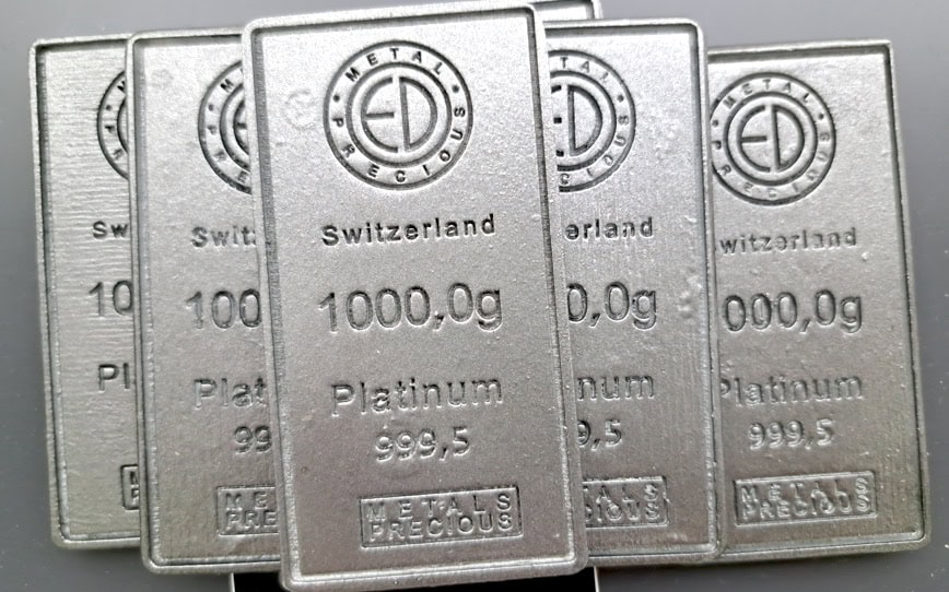 Cover Image for Platinum market faces deepening deficit as supply falls and demand holds firm